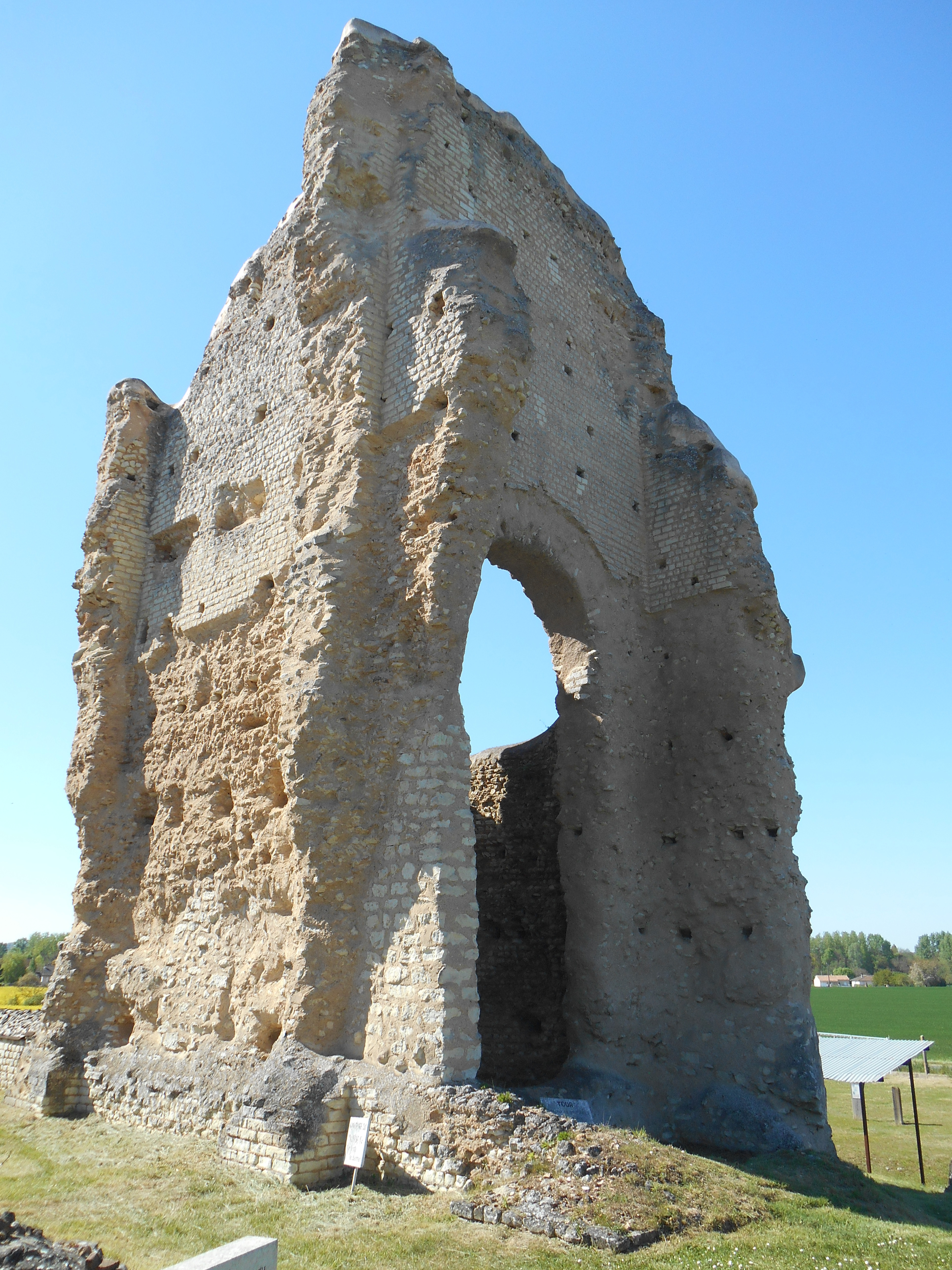 Balade patrimoine au Vieux Poitiers (Naintré)