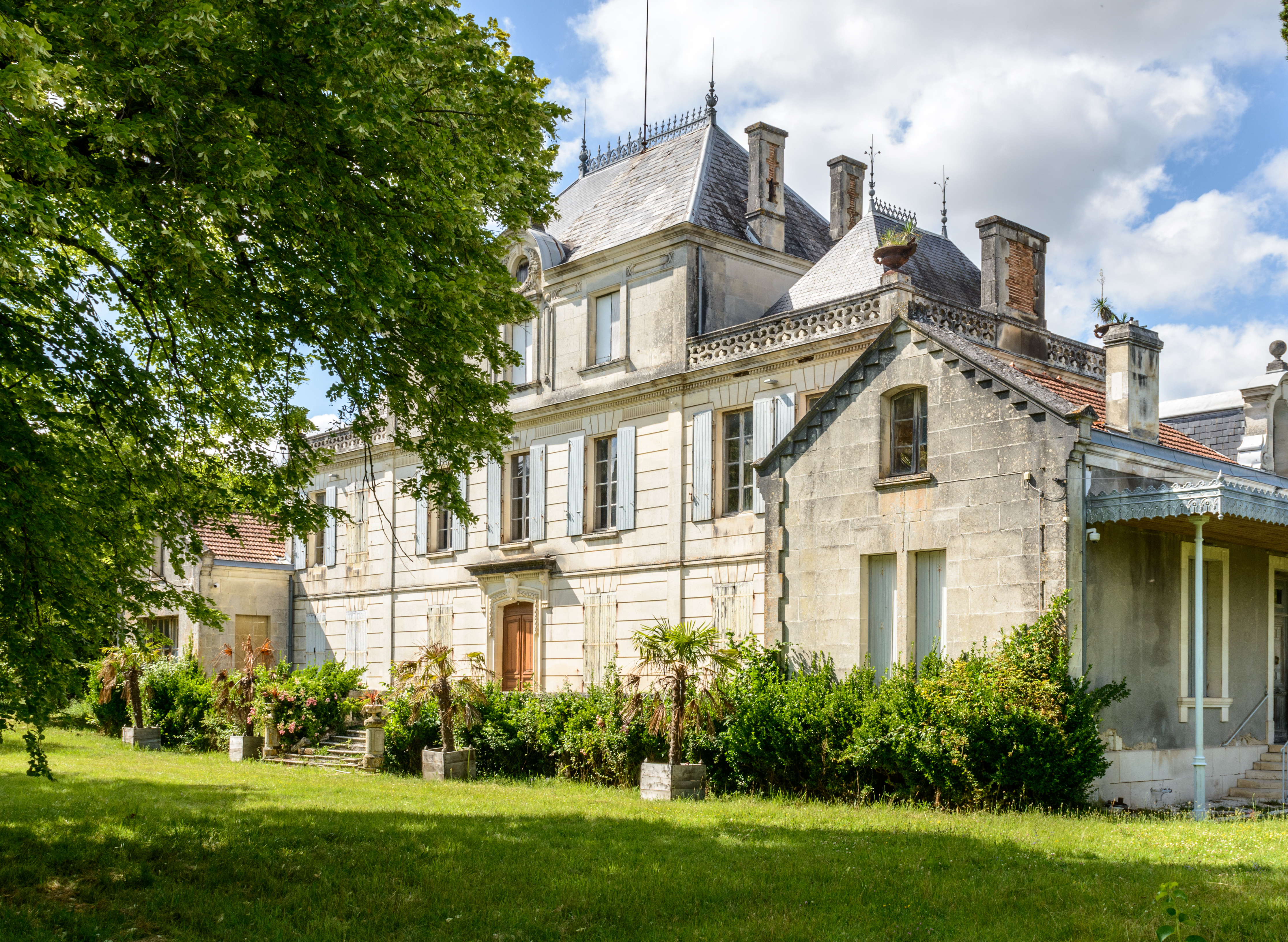 Visite guidée du Manoir de Mademoiselle : entrez dans l'histoire vivante du Cognac