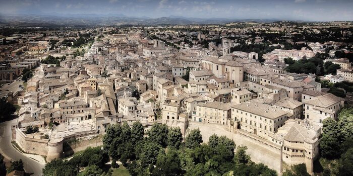 SULLE TRACCE DEL TEMPO: TRE GIORNI ALLA SCOPERTA DELLA JESI ANTICA