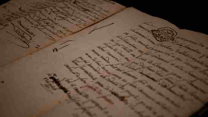 Visite guidée de nuit des Archives départementales