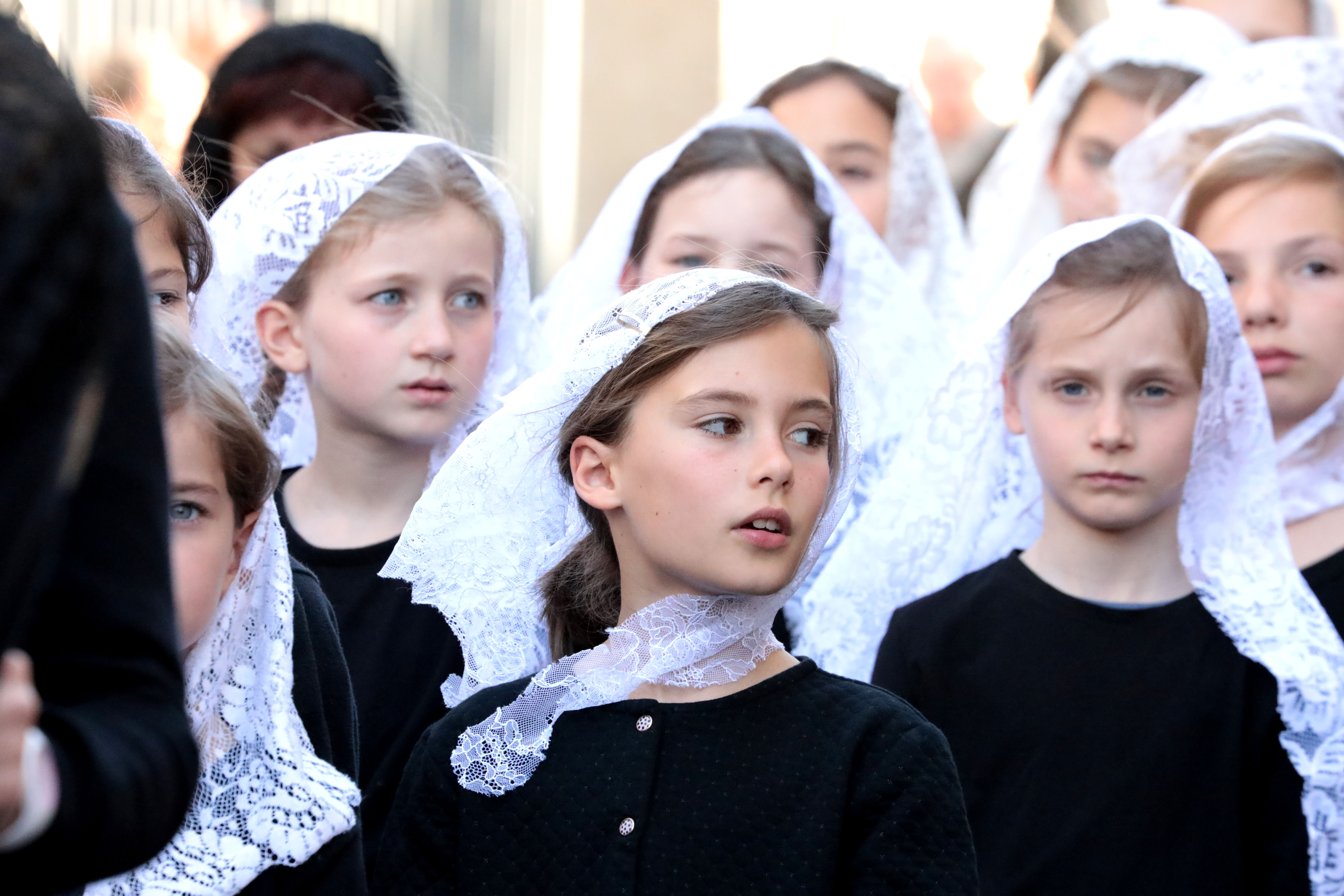 Exposition : Les fleurs du silence