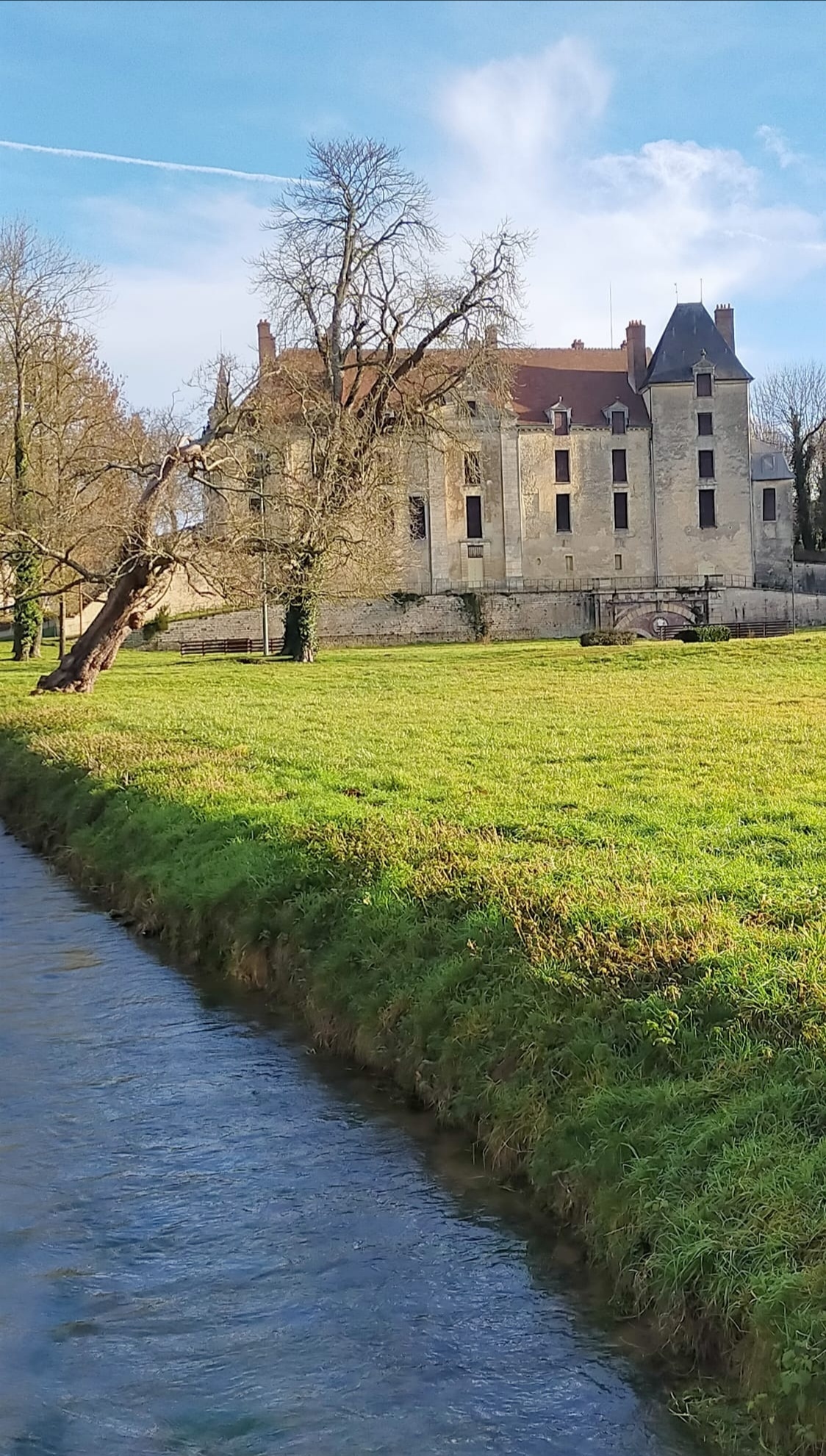 Visite guidée du Château de Vendeuvre sur Barse par l'association "les gardiens du château de Vendeuvre sur Barse"