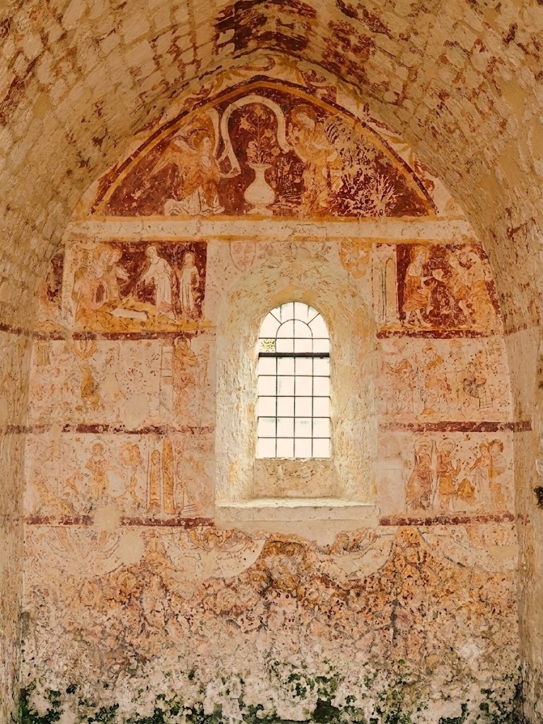 Découverte des peintures de l'église de Lachapelle-sous-Gerberoy