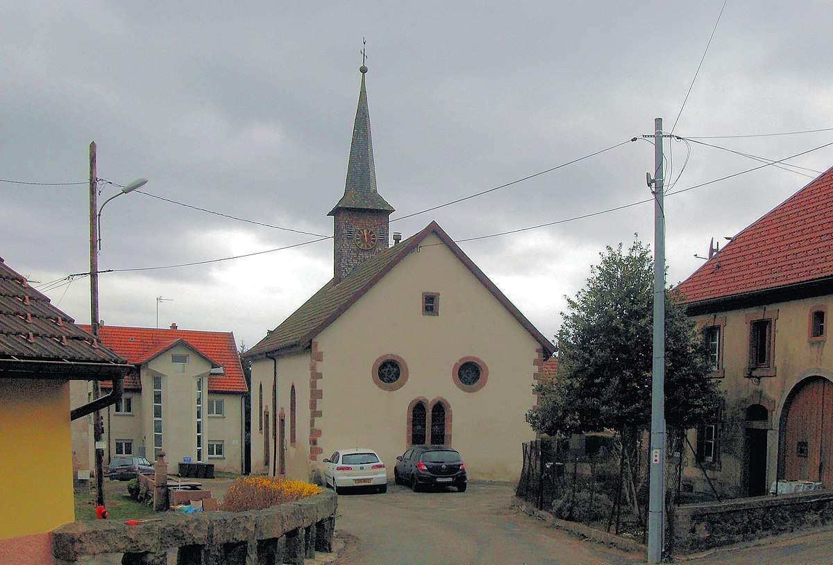 Découverte d'une église luthérienne et de sa cloche 'Marie-Madeleine'