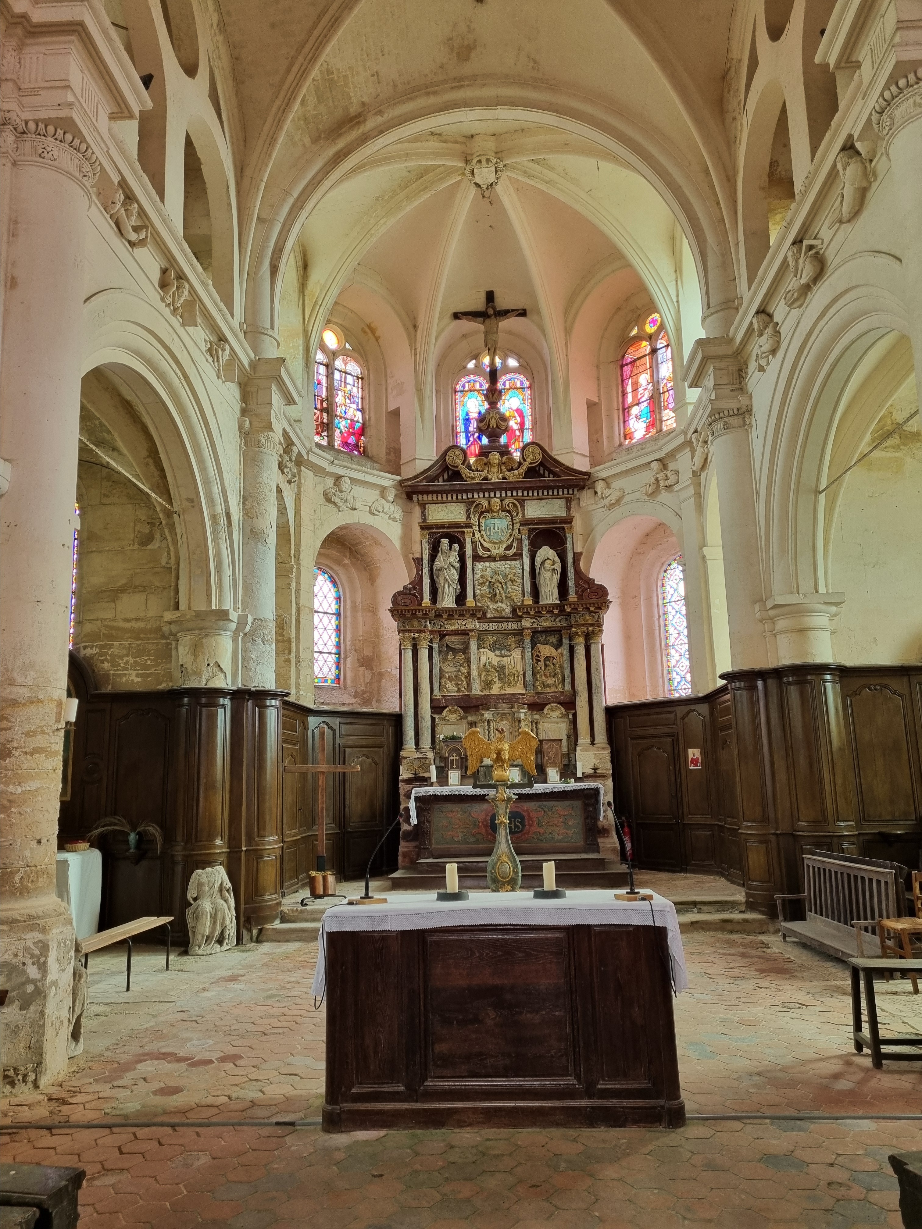 Visite libre de l'exposition : « Notre Dame d’EPIAIS-RHUS mise en lumière »