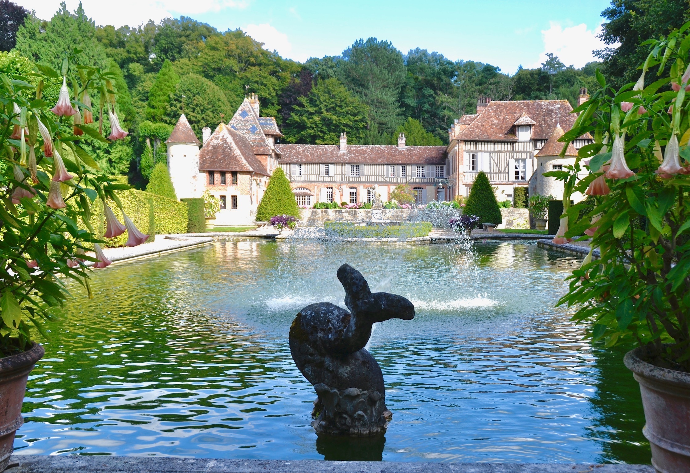 Visite libre des jardins, des 3 salles historiques et de la chapelle